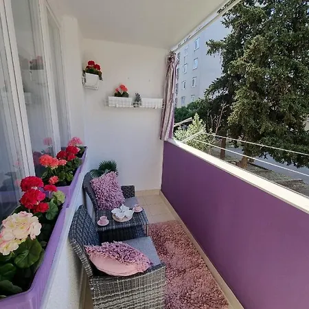 Apartamento With Wifi - 19714 *